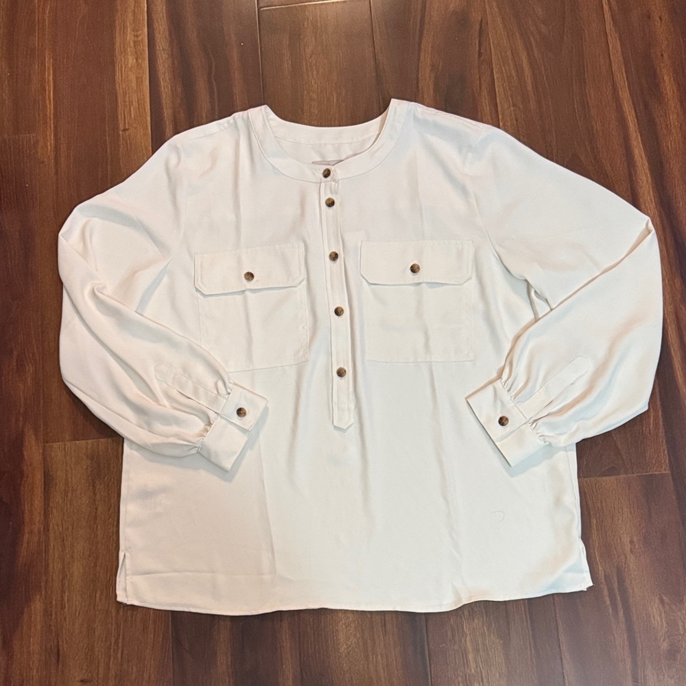 LOFT Soft White/Cream Button-Front Blouse Size Large